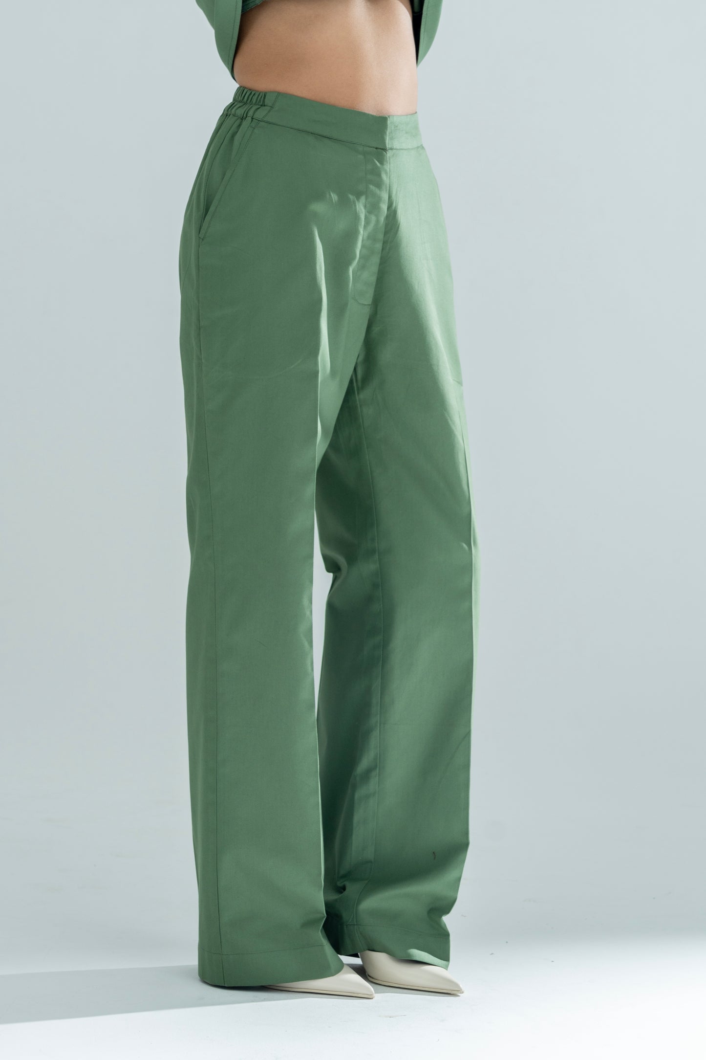 Side Elastic Straight Fit Pants Green